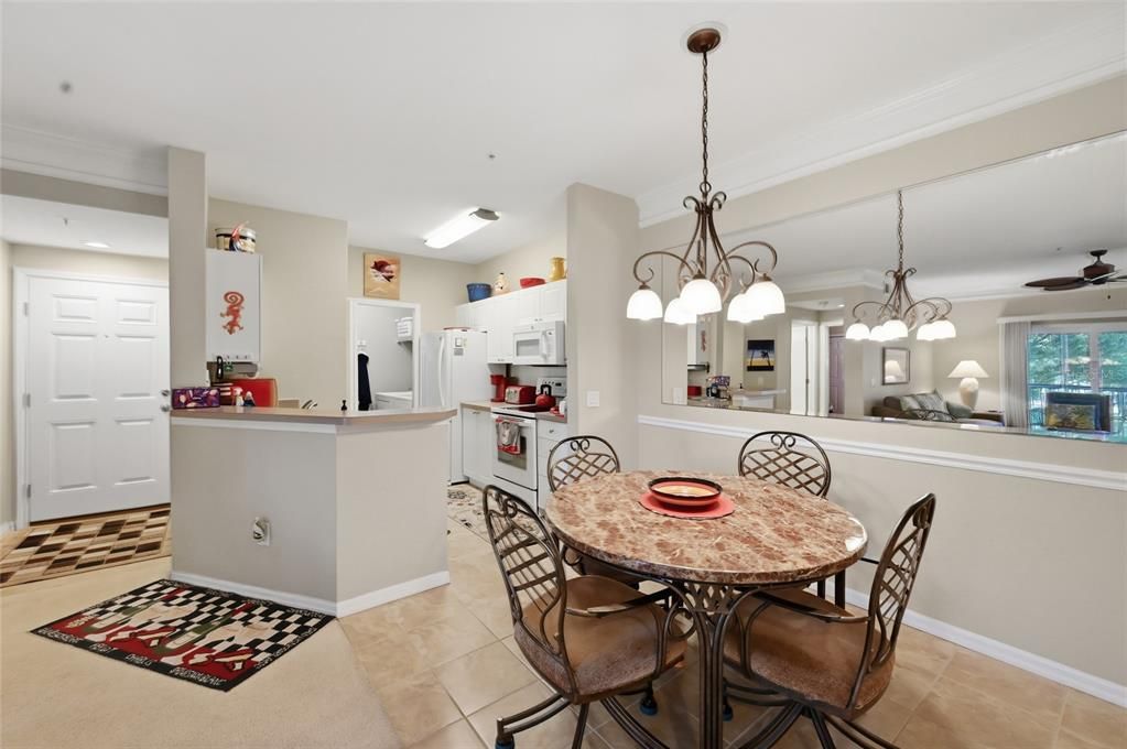 待售: $248,900 (2 贝兹, 2 浴室, 1164 平方英尺)