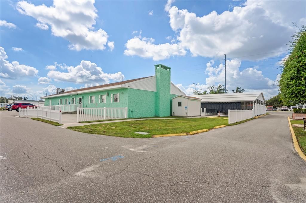 На продажу: $65,000 (2 спален, 2 ванн, 720 Квадратных фут)