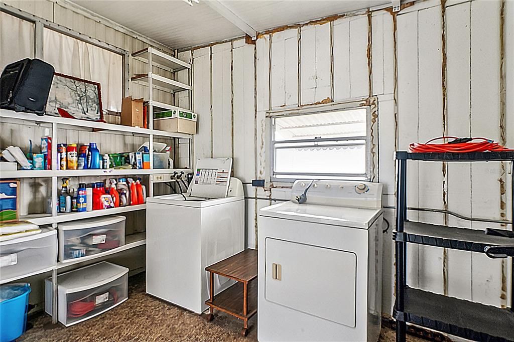 На продажу: $65,000 (2 спален, 2 ванн, 720 Квадратных фут)