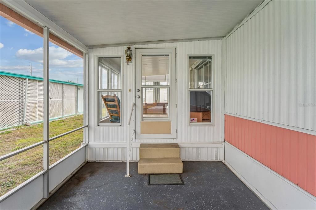 На продажу: $65,000 (2 спален, 2 ванн, 720 Квадратных фут)