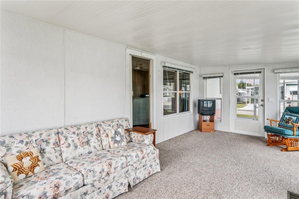 На продажу: $65,000 (2 спален, 2 ванн, 720 Квадратных фут)