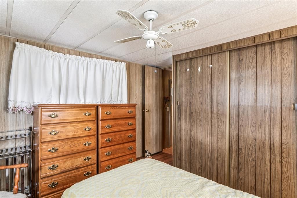 На продажу: $65,000 (2 спален, 2 ванн, 720 Квадратных фут)