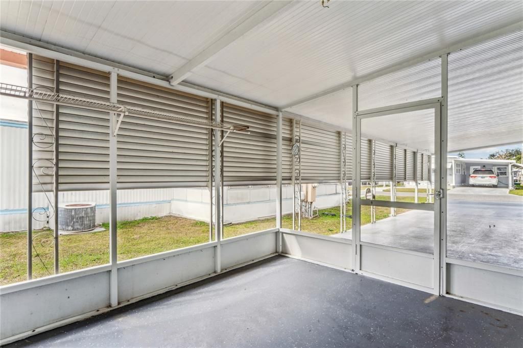 На продажу: $65,000 (2 спален, 2 ванн, 720 Квадратных фут)