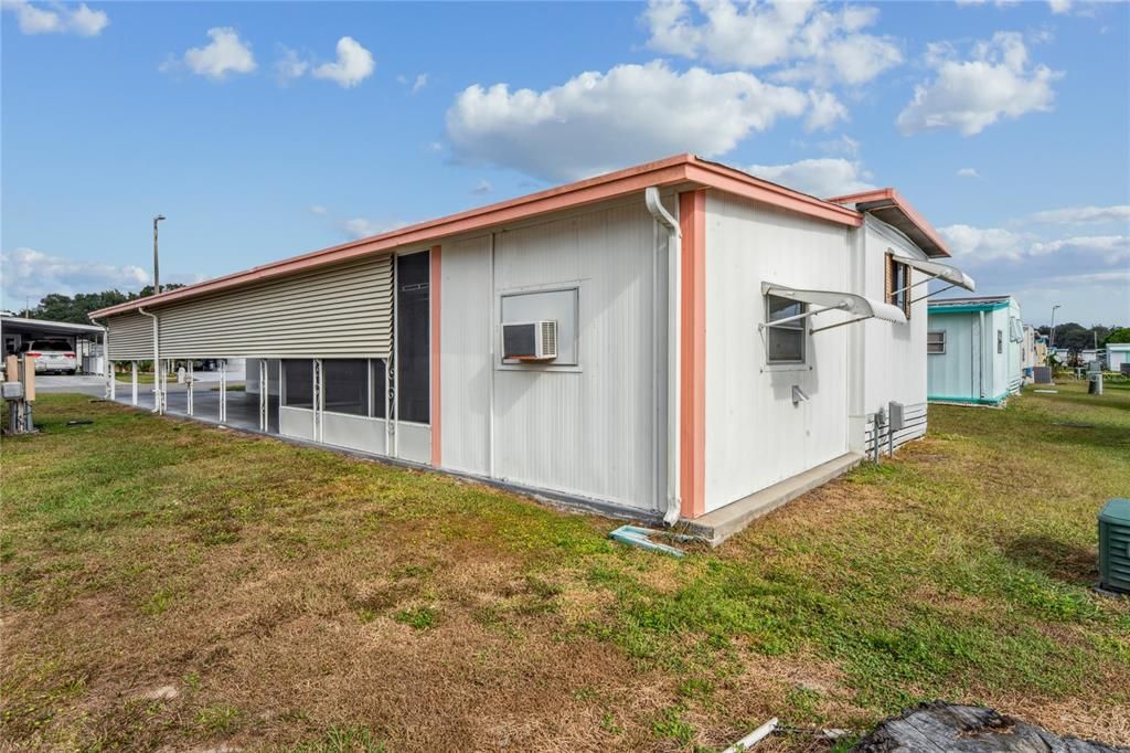 На продажу: $65,000 (2 спален, 2 ванн, 720 Квадратных фут)