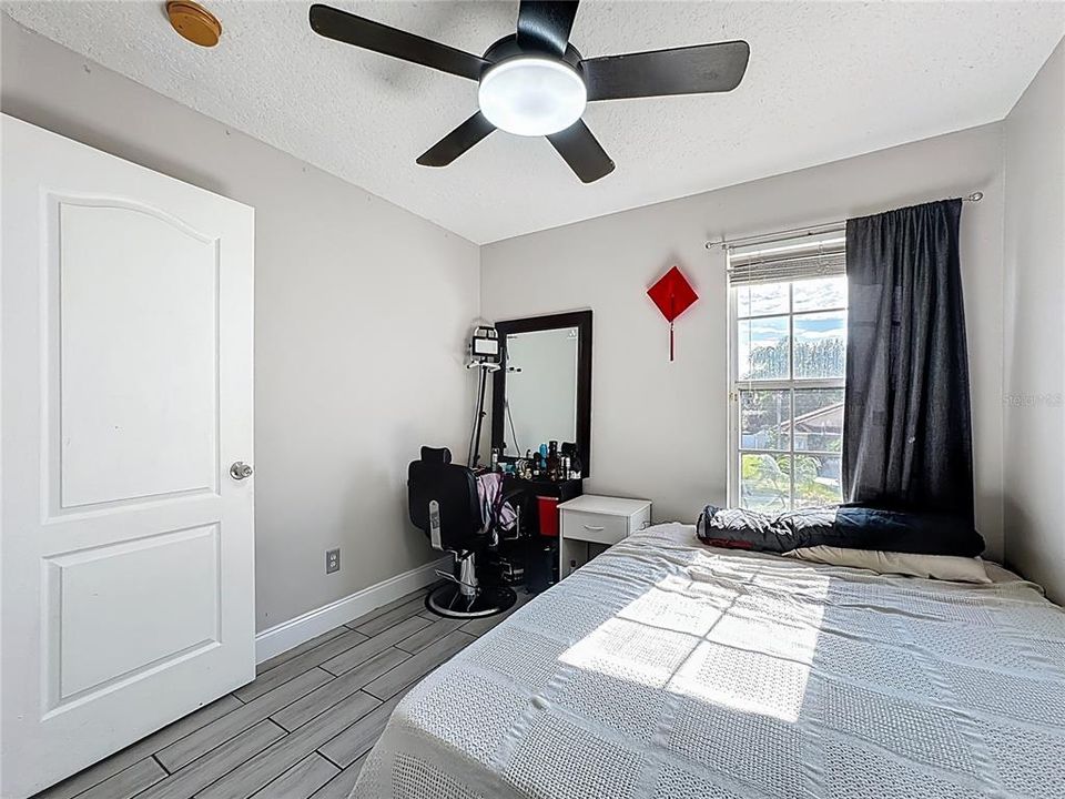 На продажу: $475,000 (5 спален, 2 ванн, 1907 Квадратных фут)