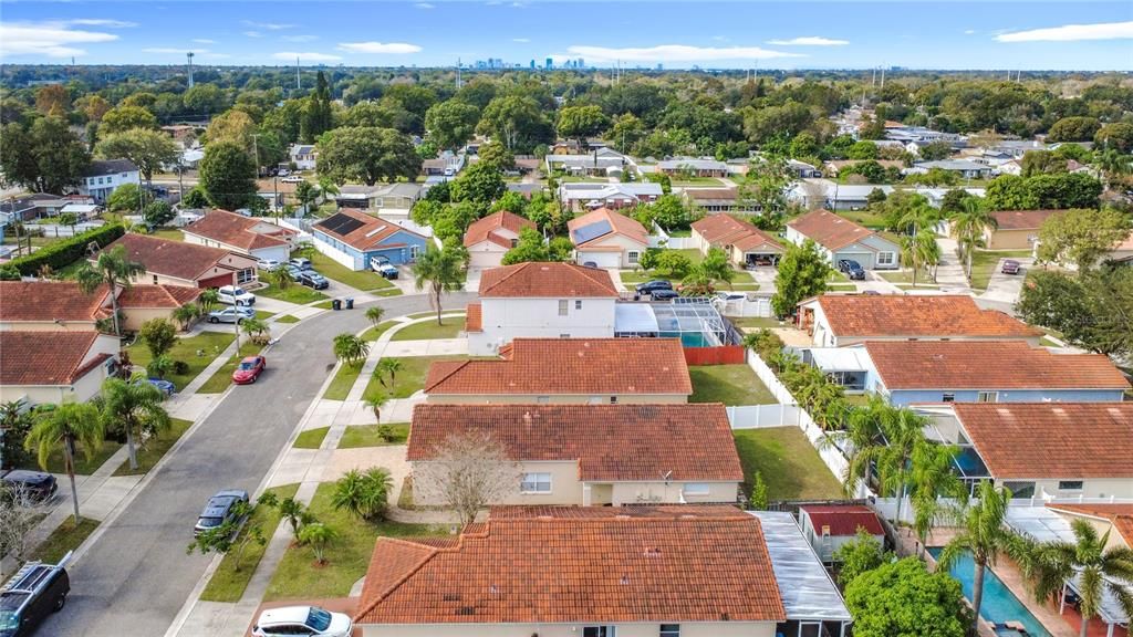 На продажу: $475,000 (5 спален, 2 ванн, 1907 Квадратных фут)