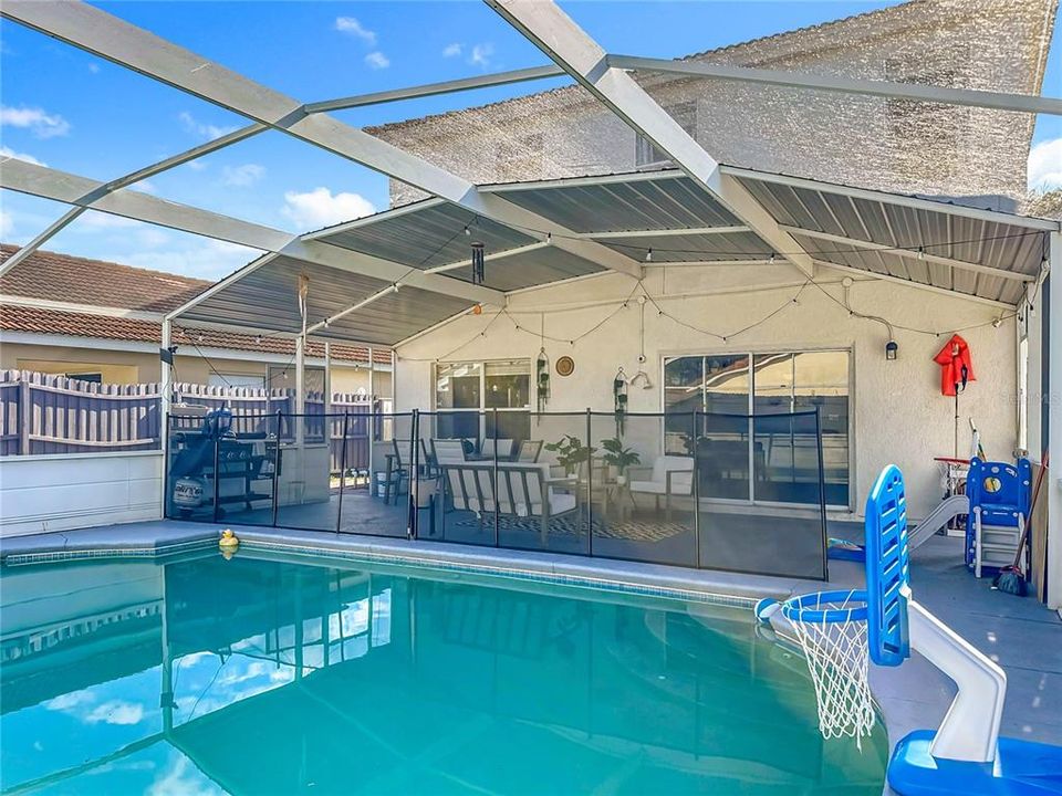 На продажу: $475,000 (5 спален, 2 ванн, 1907 Квадратных фут)