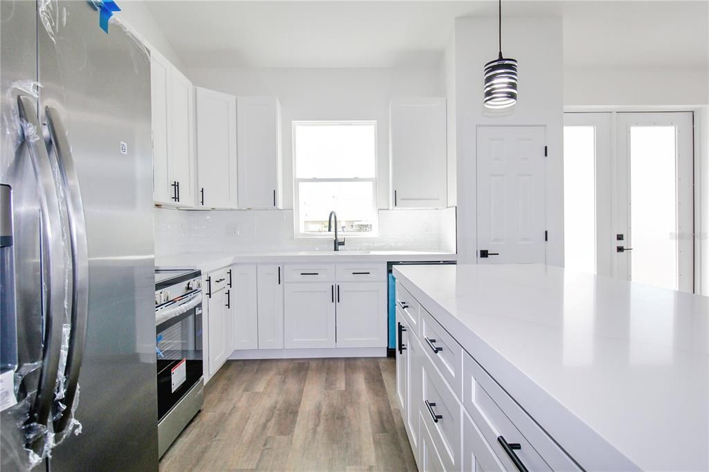 En Venta: $319,900 (3 camas, 2 baños, 1488 Pies cuadrados)