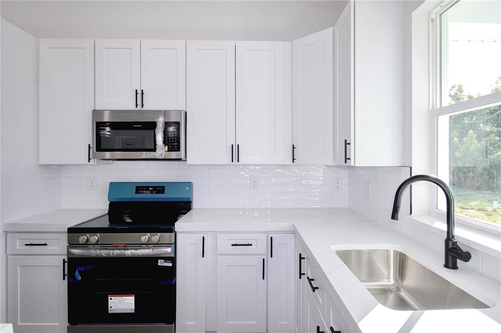 En Venta: $319,900 (3 camas, 2 baños, 1488 Pies cuadrados)