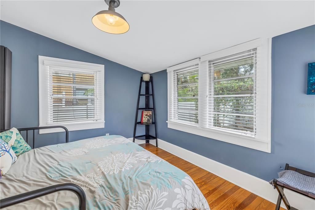 En Venta: $829,000 (3 camas, 2 baños, 1185 Pies cuadrados)