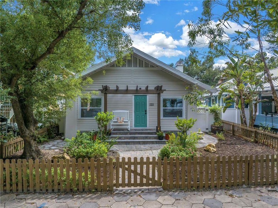 En Venta: $829,000 (3 camas, 2 baños, 1185 Pies cuadrados)