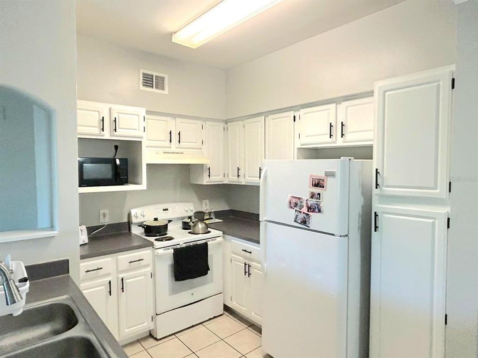 На продажу: $229,900 (3 спален, 2 ванн, 1278 Квадратных фут)