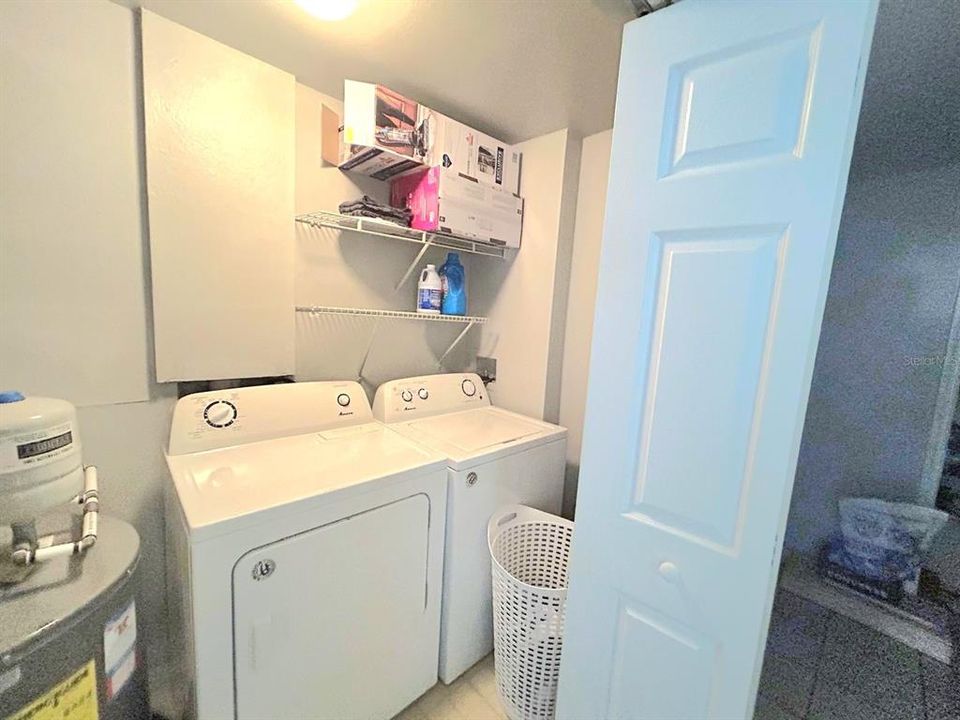 На продажу: $229,900 (3 спален, 2 ванн, 1278 Квадратных фут)