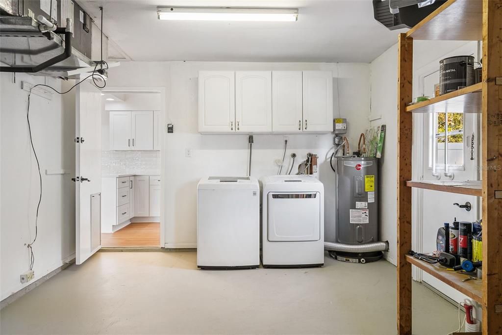 For Sale: $347,900 (3 beds, 1 baths, 1325 Square Feet)