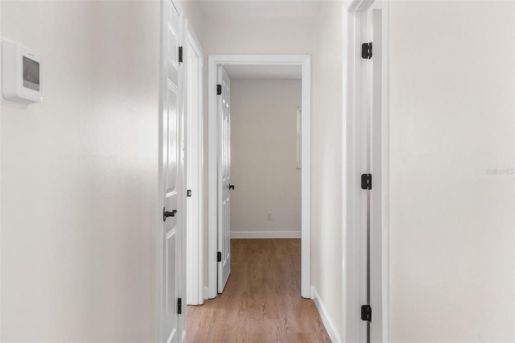 For Sale: $347,900 (3 beds, 1 baths, 1325 Square Feet)