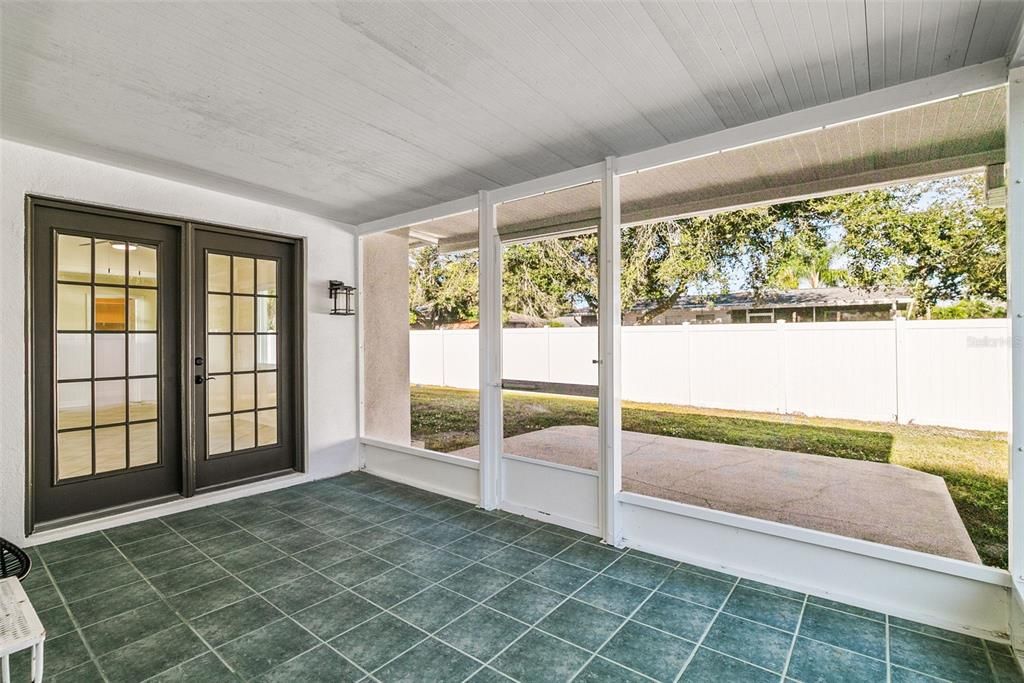 For Sale: $347,900 (3 beds, 1 baths, 1325 Square Feet)