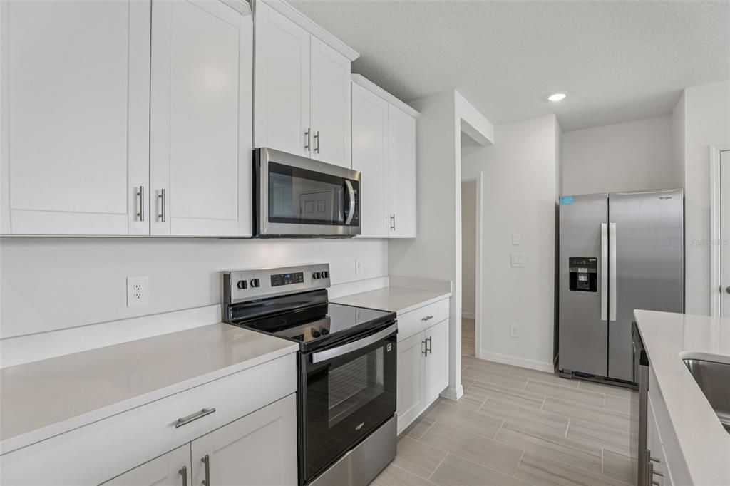 For Sale: $342,270 (3 beds, 2 baths, 1566 Square Feet)