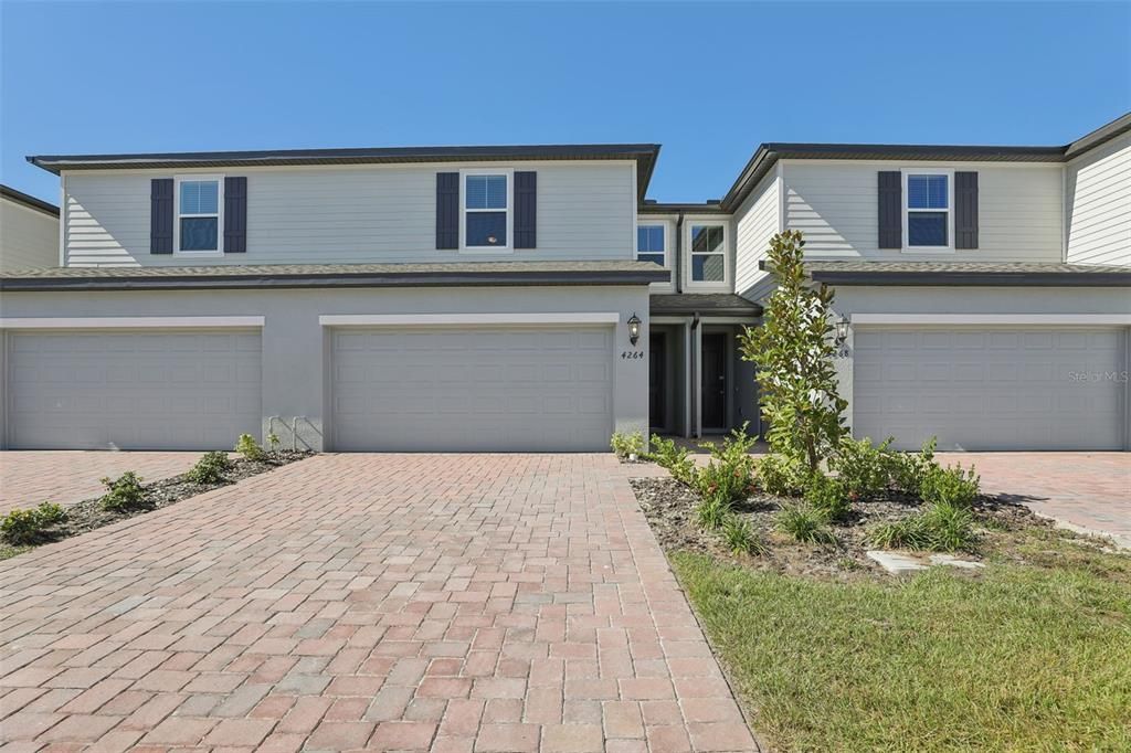 For Sale: $342,270 (3 beds, 2 baths, 1566 Square Feet)