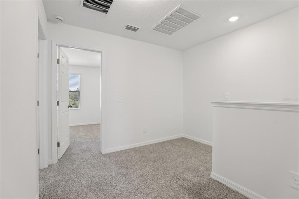 For Sale: $342,270 (3 beds, 2 baths, 1566 Square Feet)