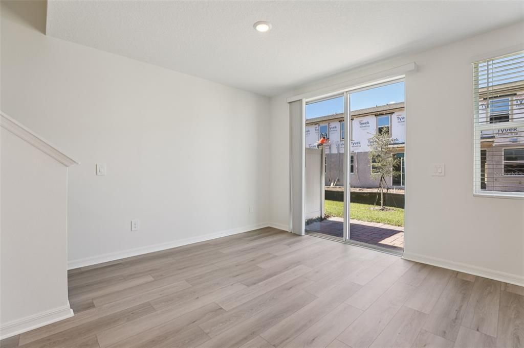 For Sale: $342,270 (3 beds, 2 baths, 1566 Square Feet)