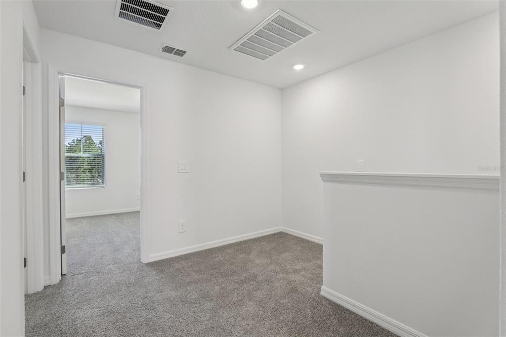 For Sale: $342,270 (3 beds, 2 baths, 1566 Square Feet)