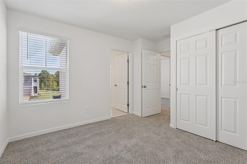 For Sale: $342,270 (3 beds, 2 baths, 1566 Square Feet)