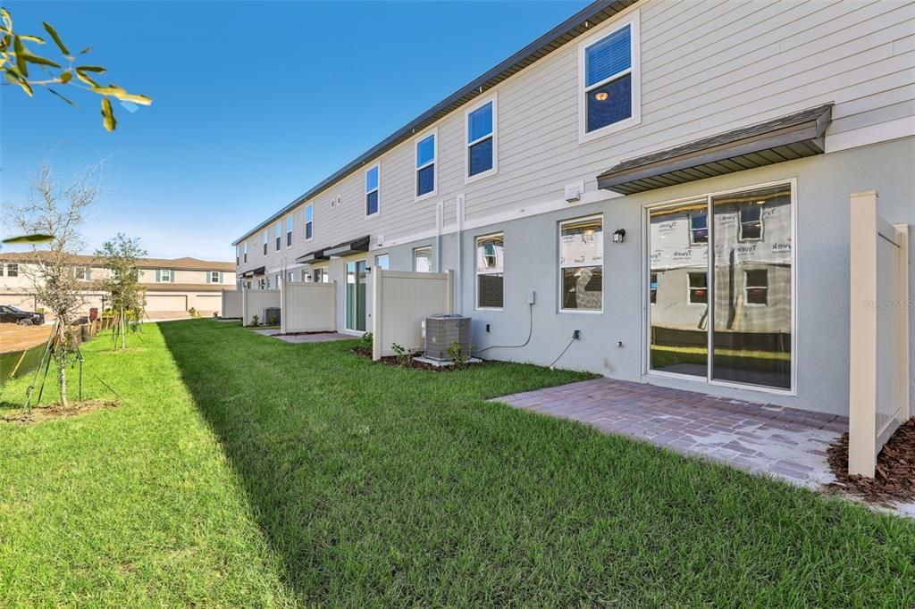 For Sale: $342,270 (3 beds, 2 baths, 1566 Square Feet)