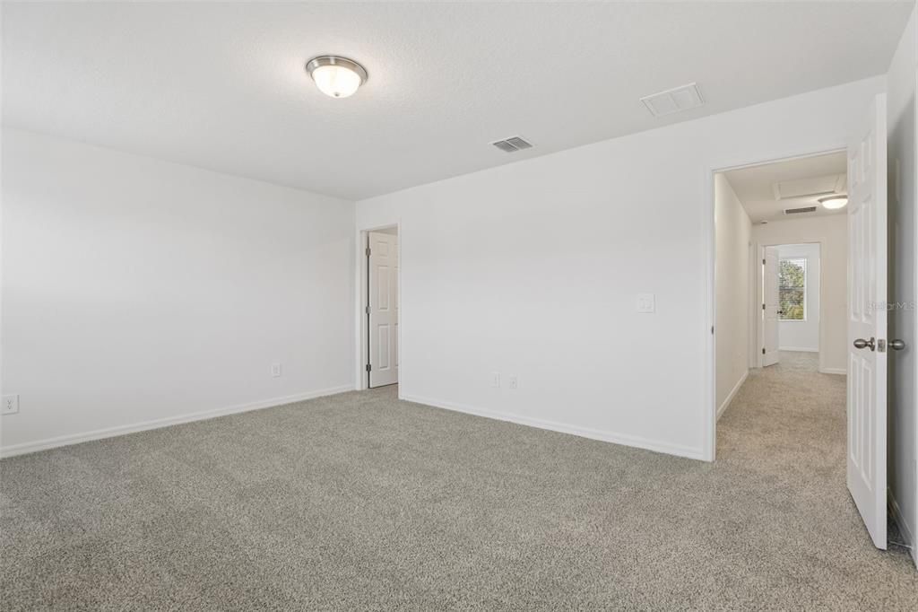 For Sale: $342,270 (3 beds, 2 baths, 1566 Square Feet)