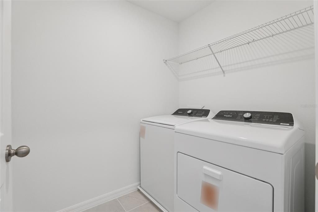 For Sale: $342,270 (3 beds, 2 baths, 1566 Square Feet)