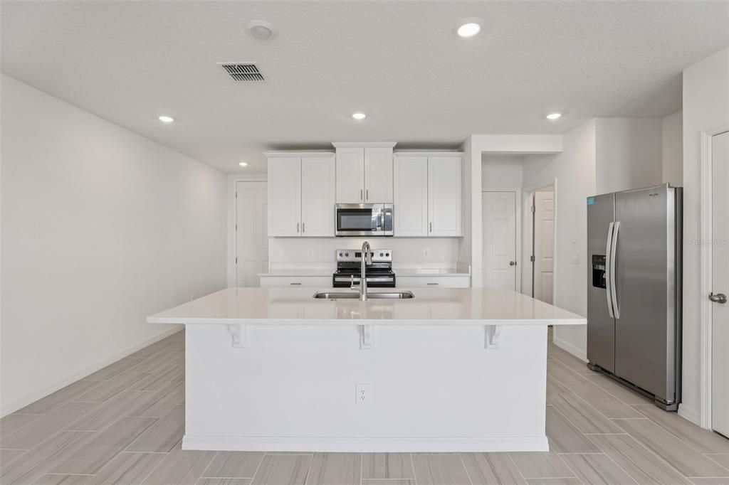 For Sale: $342,270 (3 beds, 2 baths, 1566 Square Feet)