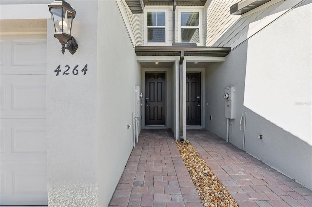 For Sale: $342,270 (3 beds, 2 baths, 1566 Square Feet)