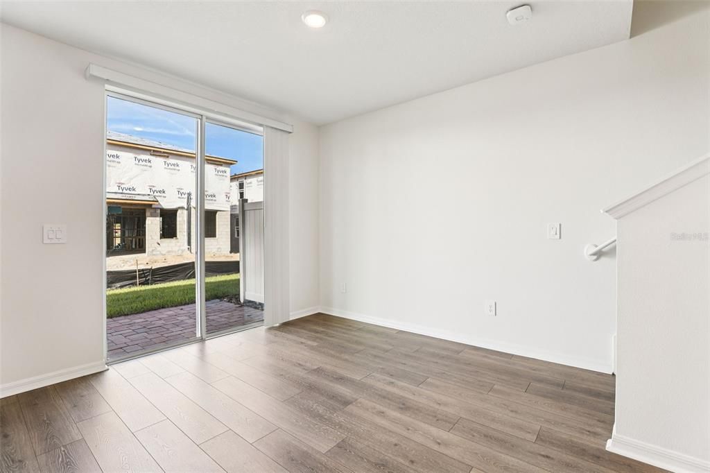 For Sale: $341,050 (3 beds, 2 baths, 1566 Square Feet)