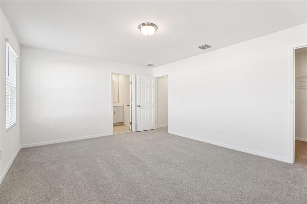 For Sale: $341,050 (3 beds, 2 baths, 1566 Square Feet)