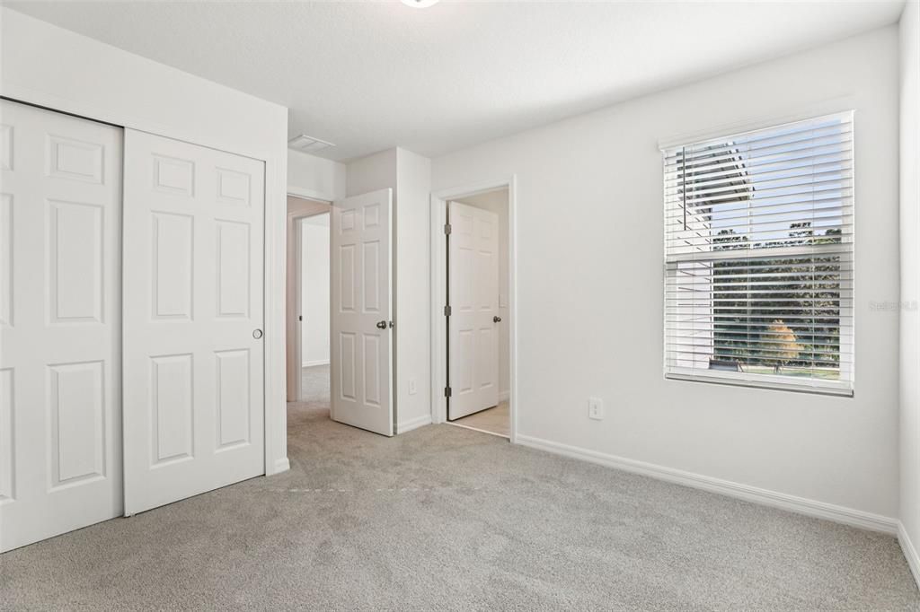 For Sale: $341,050 (3 beds, 2 baths, 1566 Square Feet)