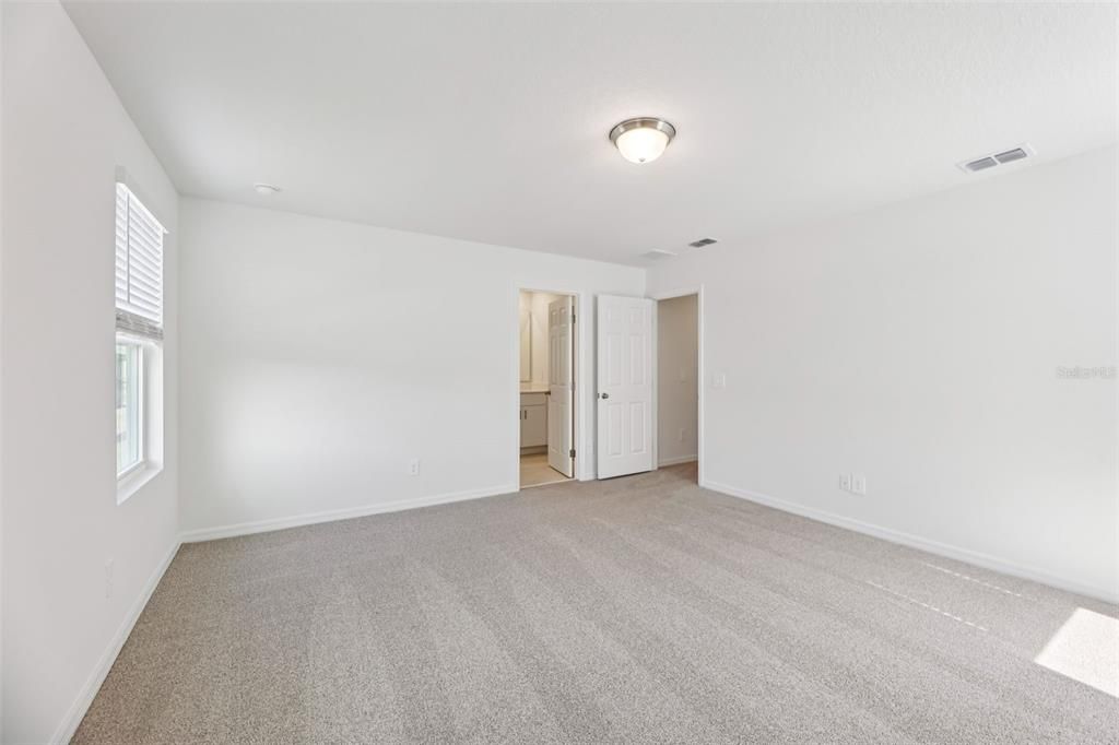 For Sale: $360,520 (3 beds, 2 baths, 1808 Square Feet)