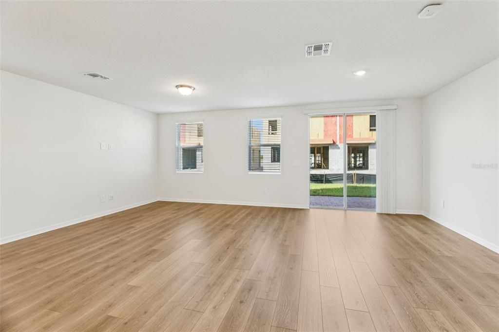 For Sale: $360,520 (3 beds, 2 baths, 1808 Square Feet)