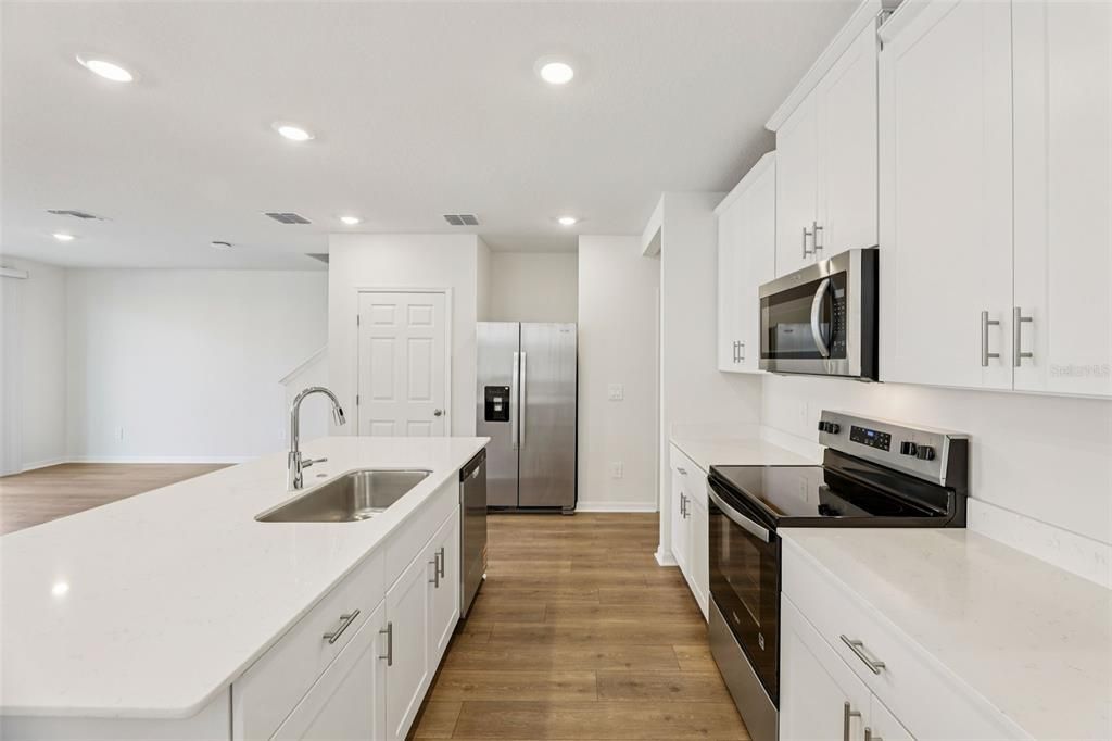 For Sale: $360,520 (3 beds, 2 baths, 1808 Square Feet)