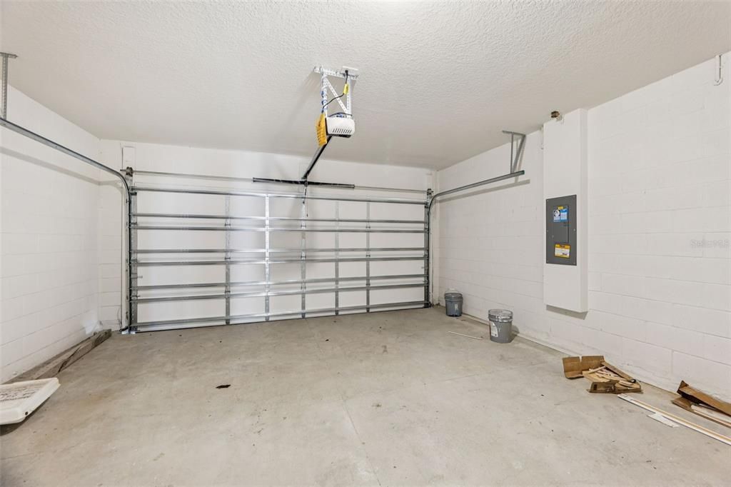 For Sale: $360,520 (3 beds, 2 baths, 1808 Square Feet)