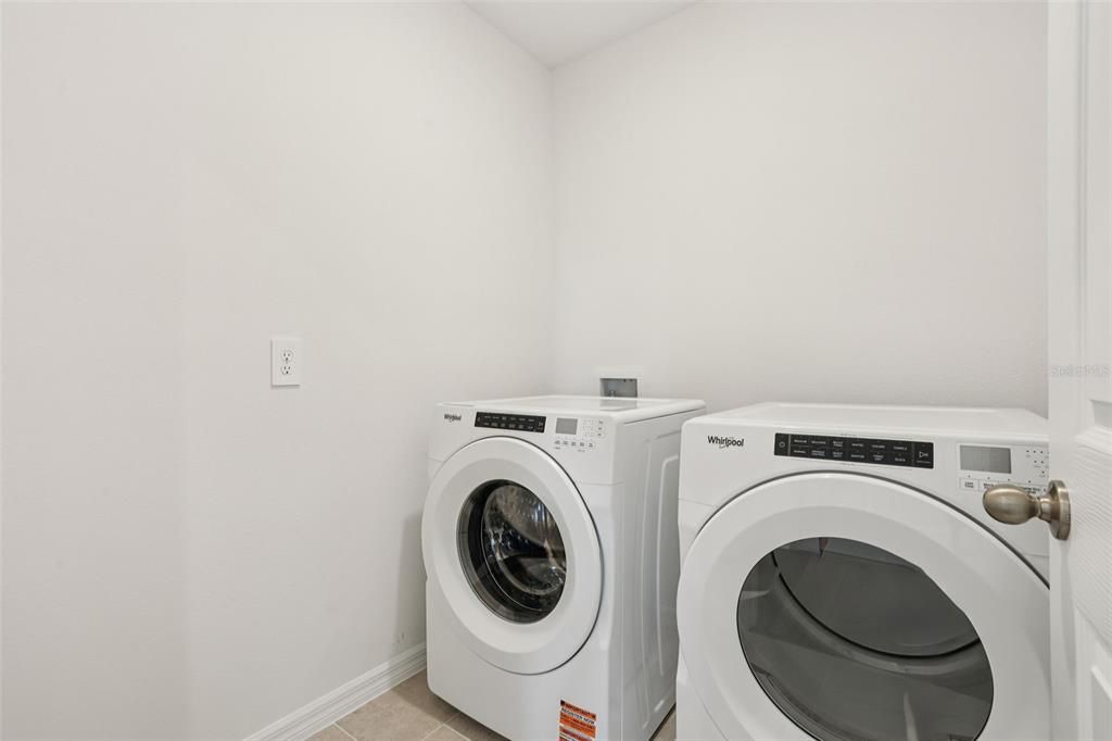 На продажу: $440,175 (4 спален, 2 ванн, 1840 Квадратных фут)