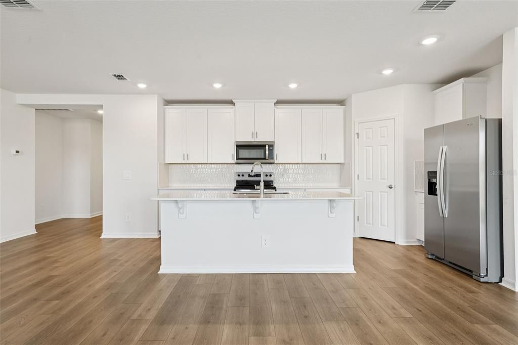 На продажу: $440,175 (4 спален, 2 ванн, 1840 Квадратных фут)