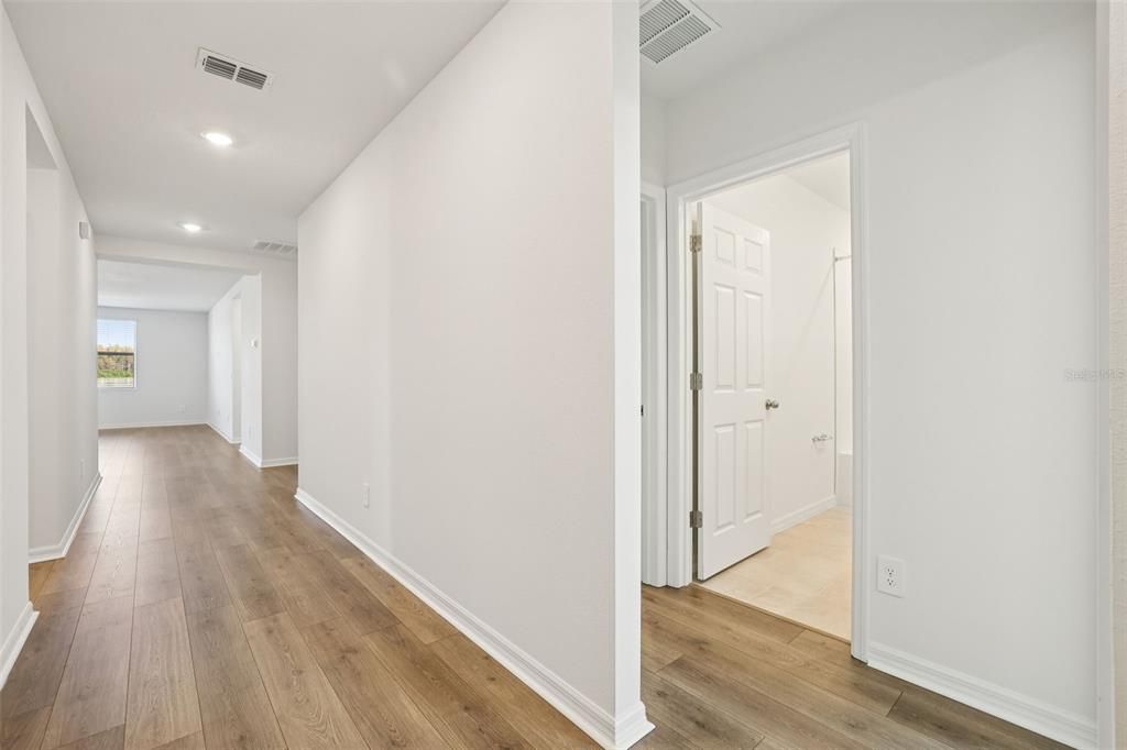 На продажу: $440,175 (4 спален, 2 ванн, 1840 Квадратных фут)