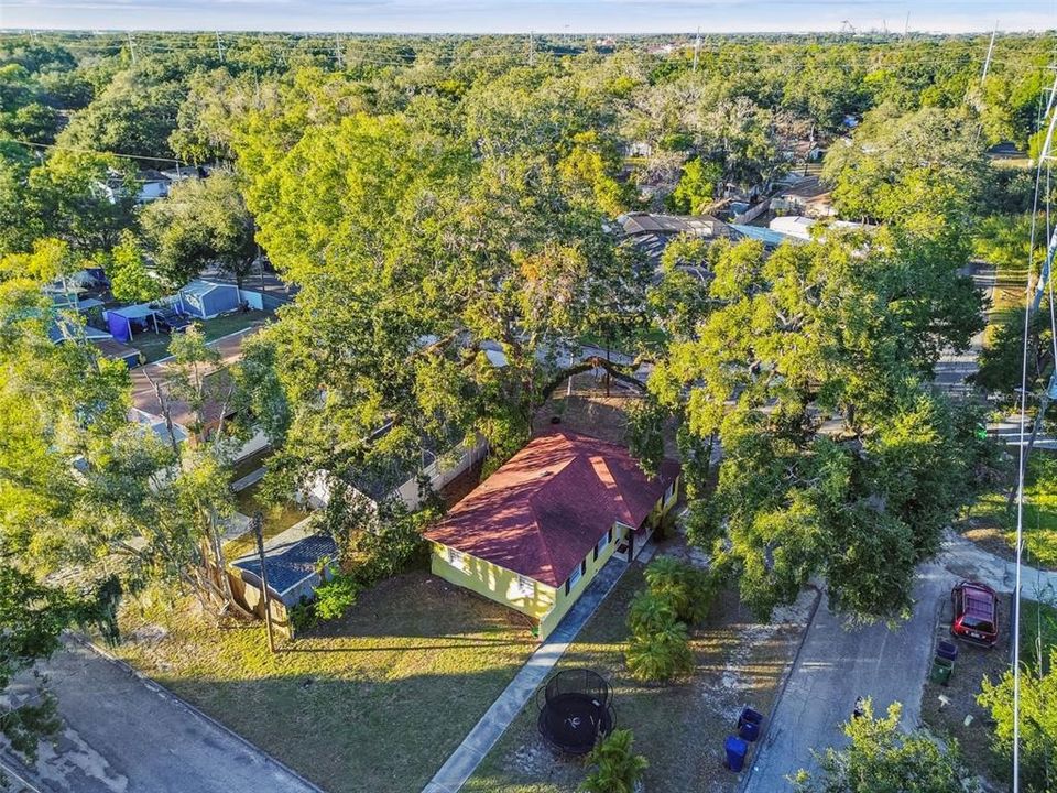 На продажу: $240,000 (3 спален, 1 ванн, 1070 Квадратных фут)