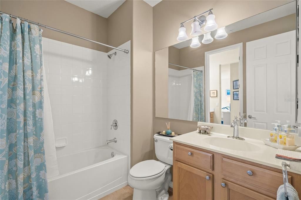 В аренду: $2,650 (3 спален, 2 ванн, 2045 Квадратных фут)