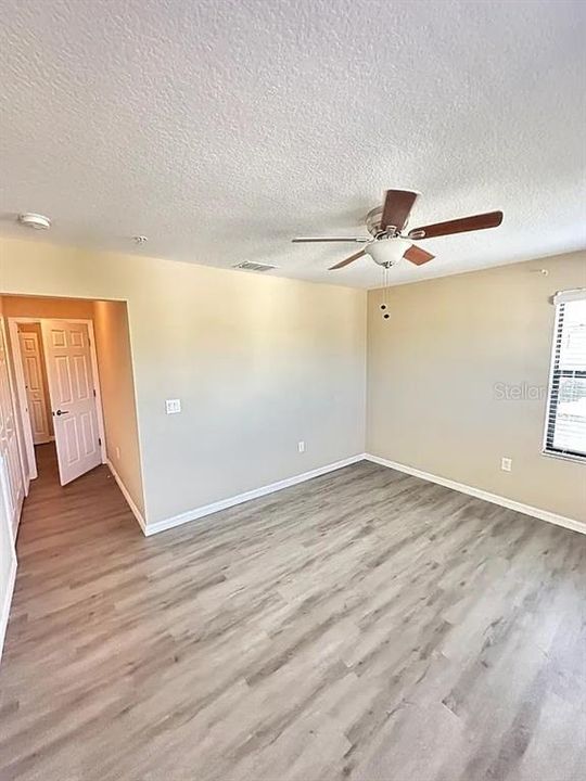 For Rent: $2,050 (4 beds, 2 baths, 1550 Square Feet)