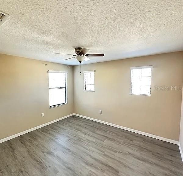 For Rent: $2,050 (4 beds, 2 baths, 1550 Square Feet)