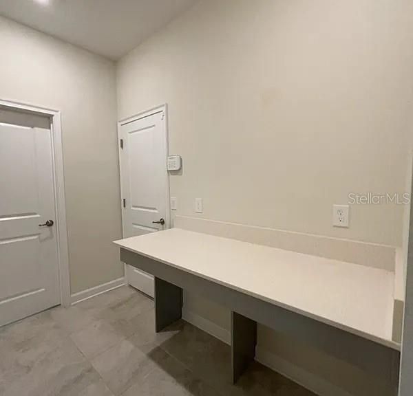 En Renta: $2,850 (4 camas, 3 baños, 2139 Pies cuadrados)