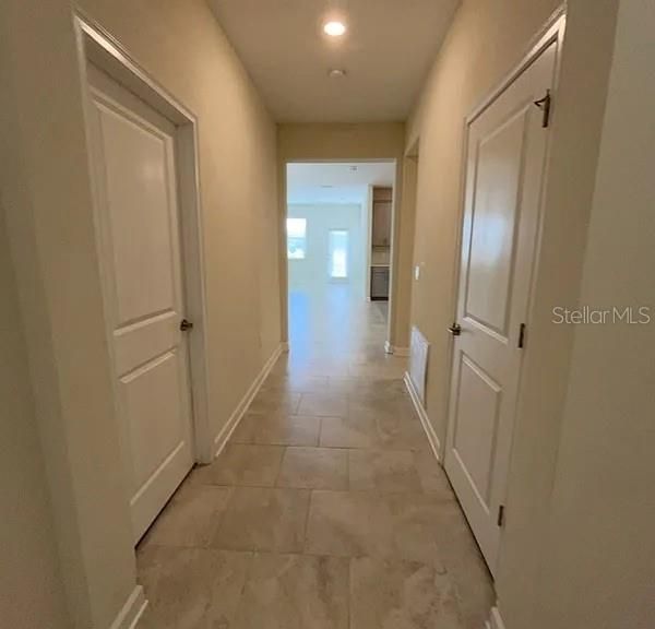 En Renta: $2,850 (4 camas, 3 baños, 2139 Pies cuadrados)