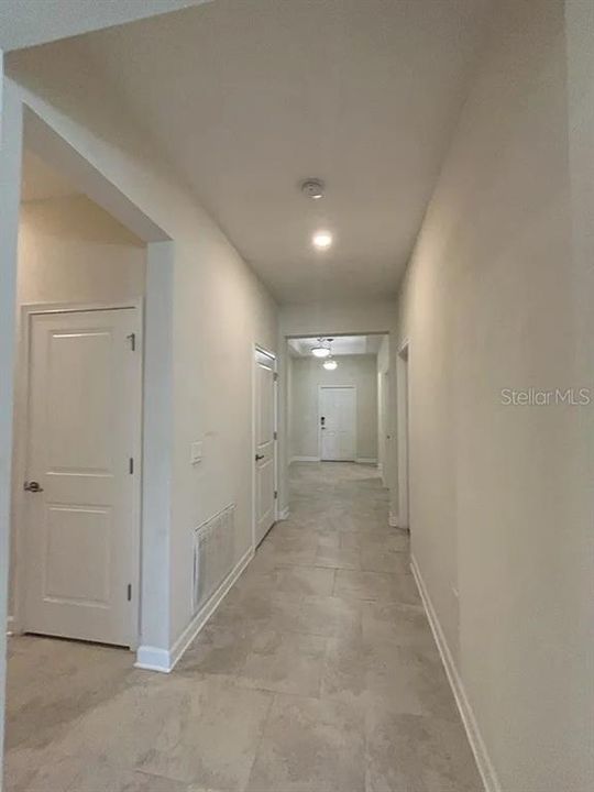 En Renta: $2,850 (4 camas, 3 baños, 2139 Pies cuadrados)