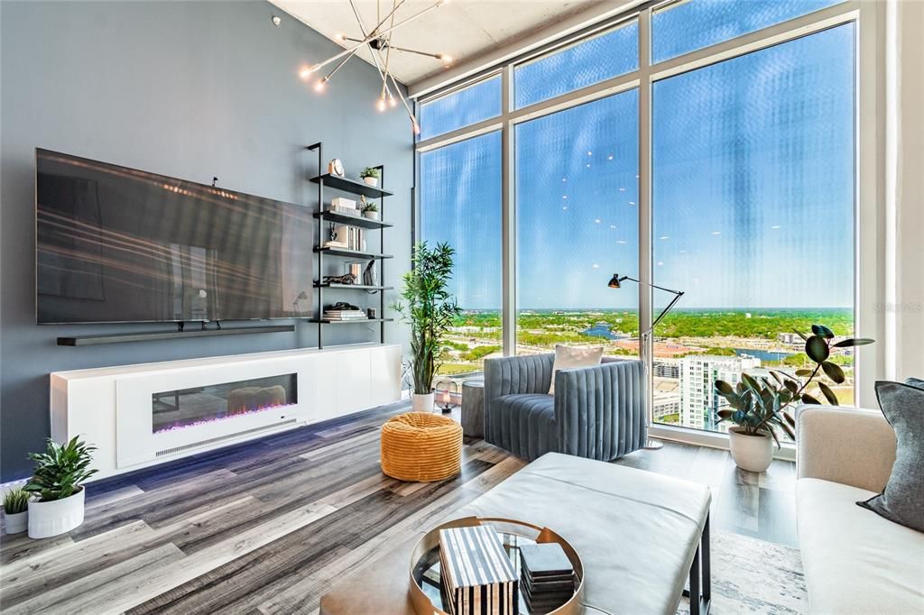 For Rent: $3,200 (1 beds, 1 baths, 715 Square Feet)