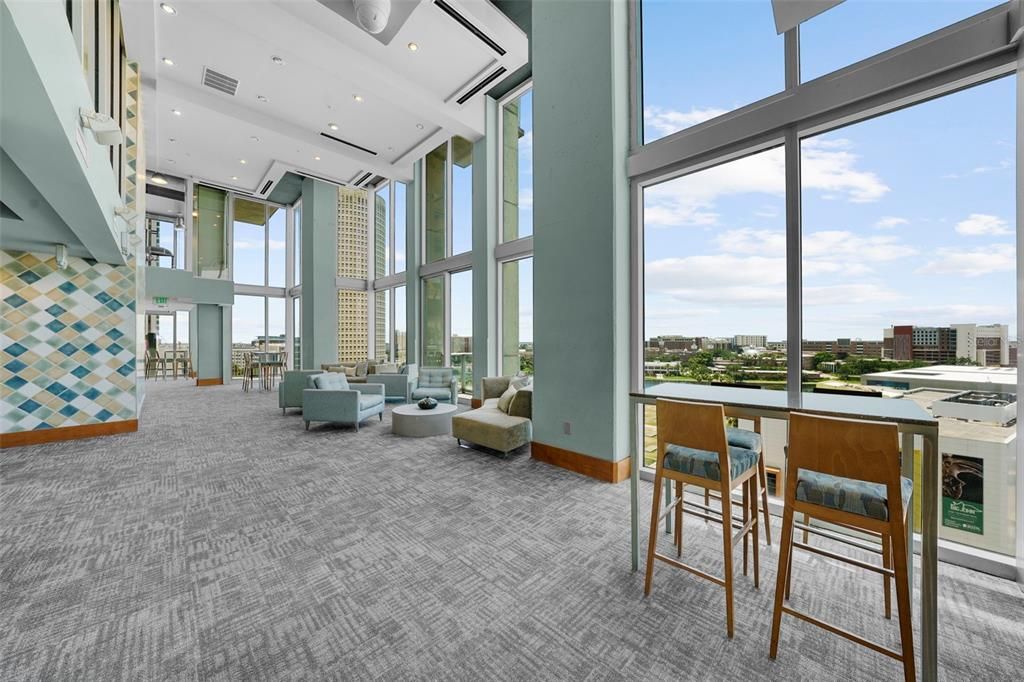 For Rent: $3,200 (1 beds, 1 baths, 715 Square Feet)